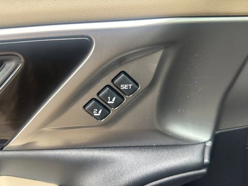 Used 2020 Subaru Outback Limited AWD/4WD image 18