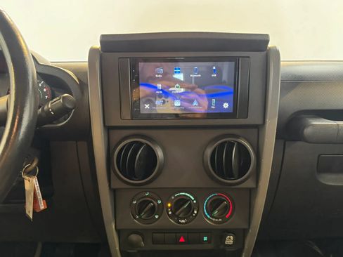 Used 2009 Jeep Wrangler X AWD/4WD image 12