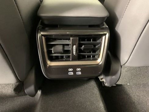 Used 2025 Toyota Crown Signia AWD/4WD image 34