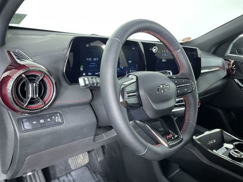 Used 2025 Chevrolet Equinox RS w/ Safety and Technology Package image 29