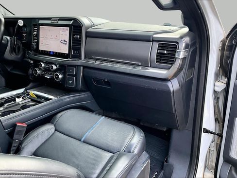 Used 2025 Ford F250 Platinum w/ Tremor Off-Road Package AWD/4WD image 16
