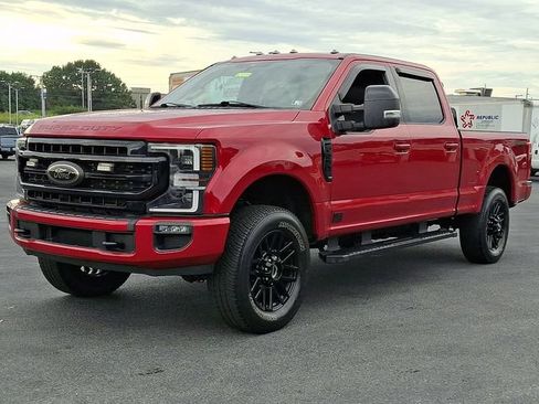 Used 2022 Ford F250 Lariat w/ Black Appearance Package AWD/4WD image 6