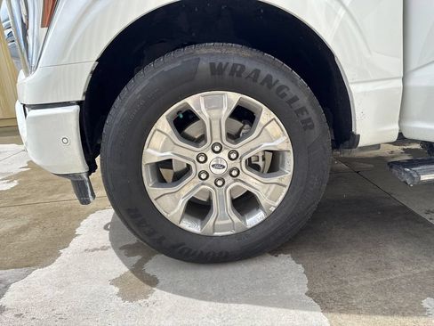 Used 2022 Ford F150 Platinum w/ Equipment Group 701A High AWD/4WD image 28