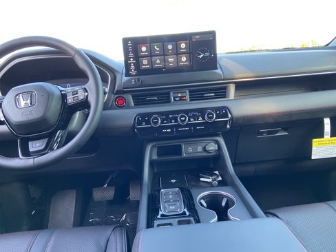 New 2026 Honda Pilot Black Edition image 14