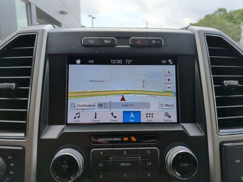 Used 2019 Ford F150 Lariat w/ Equipment Group 502A Luxury image 21