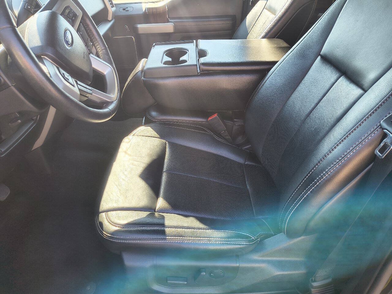 Used 2020 Ford F150 Lariat AWD/4WD image 23