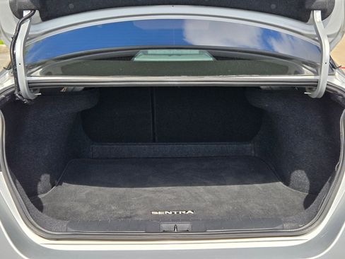 Used 2022 Nissan Sentra SV FWD image 24