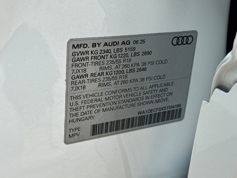 New 2025 Audi Q3 2.0T Premium image 23