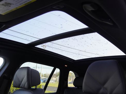 Used 2026 BMW X5 sDrive40i image 15