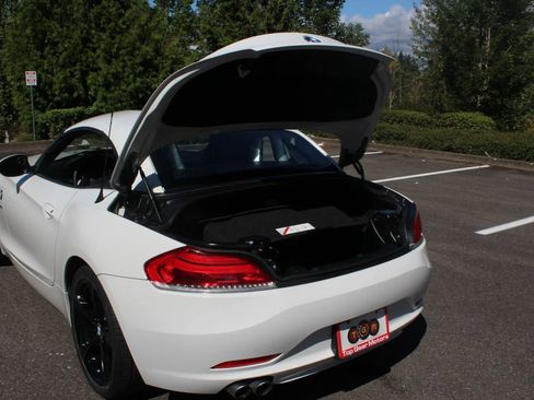 Used 2011 BMW Z4 sDrive30i image 41