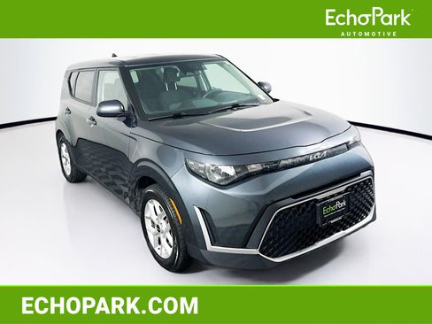 Used 2025 Kia Soul LX w/ LX Technology Package image 1