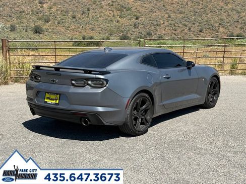 Used 2020 Chevrolet Camaro SS RWD image 5