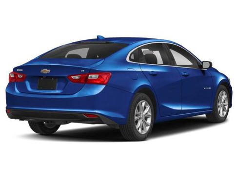 Used 2023 Chevrolet Malibu LT FWD image 2