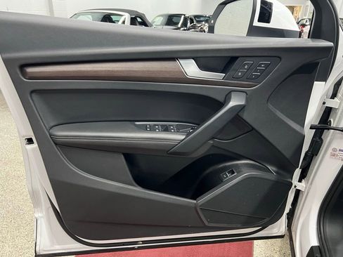 Used 2021 Audi Q5 2.0T Premium Plus w/ Premium Plus Package image 18