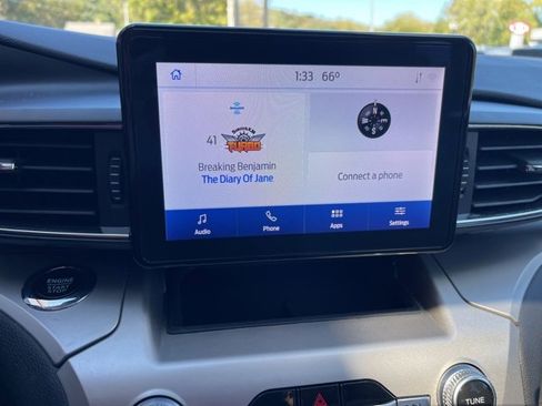 Used 2023 Ford Explorer XLT w/ Equipment Group 202A image 30