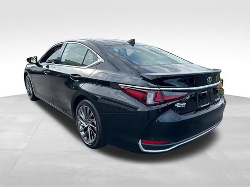 Used 2024 Lexus ES 300h w/ Accessory Package (Z2) FWD image 3