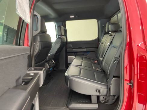 Used 2024 Ford F150 Lariat w/ Equipment Group 502A High image 18