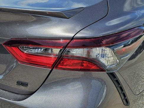Used 2024 Toyota Camry SE FWD image 9