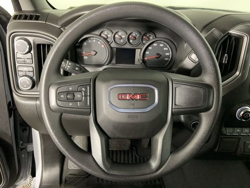 Used 2025 GMC Sierra 1500 Pro w/ Convenience Package image 11