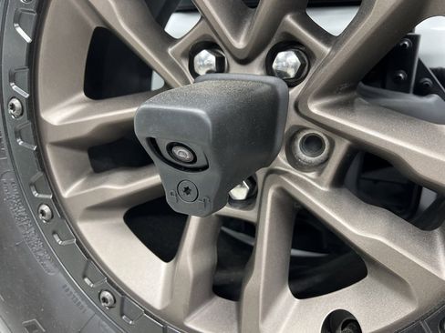 Used 2024 Jeep Wrangler Unlimited Rubicon 392 image 7