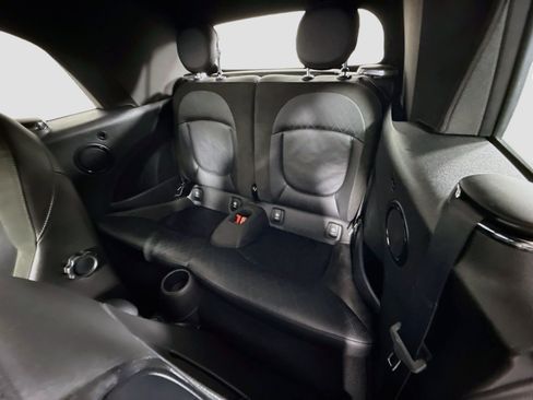 Used 2022 MINI Cooper S w/ Driver Assistance Package FWD image 25