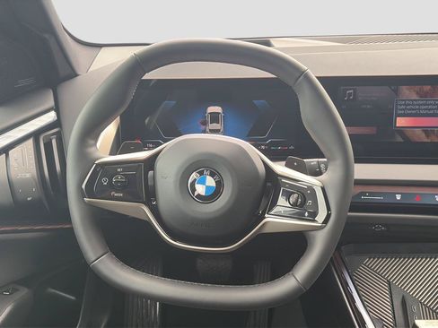 Used 2025 BMW X3 xDrive30i AWD/4WD image 15