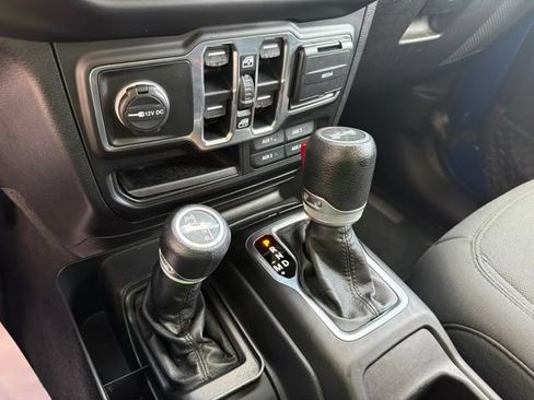Used 2020 Jeep Wrangler Unlimited Sport S AWD/4WD image 22