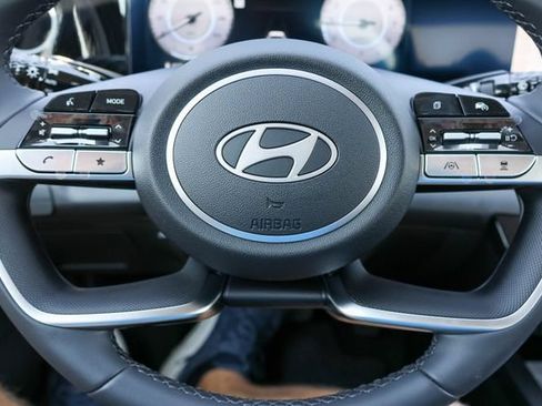 New 2026 Hyundai Elantra Limited FWD image 23