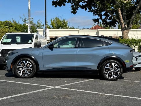 Certified 2023 Ford Mustang Mach-E Premium AWD/4WD image 8