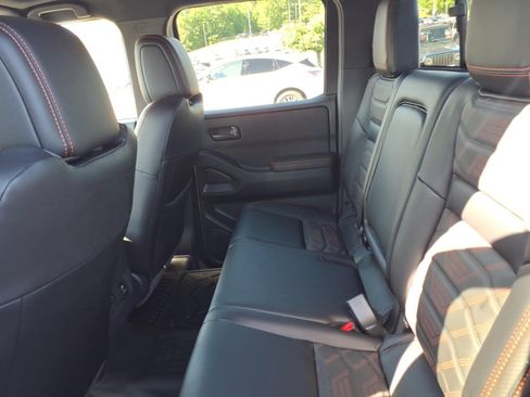 Used 2026 Nissan Frontier PRO-4X w/ Pro Premium Package AWD/4WD image 8