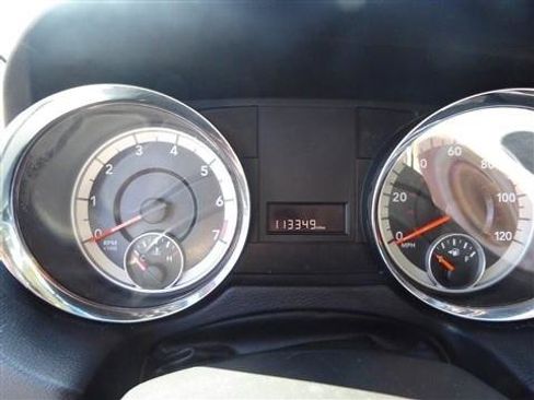 Used 2014 Dodge Grand Caravan SE w/ Quick Order Package 29E SE FWD image 13