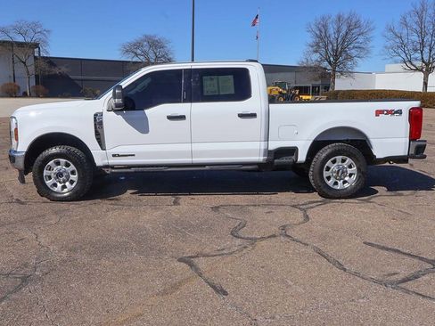Used 2024 Ford F250 XLT w/ FX4 Off-Road Package image 12
