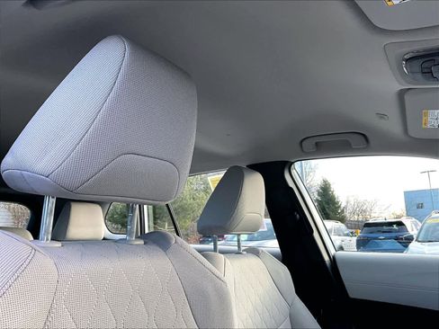 Certified 2024 Toyota Corolla Cross L image 22