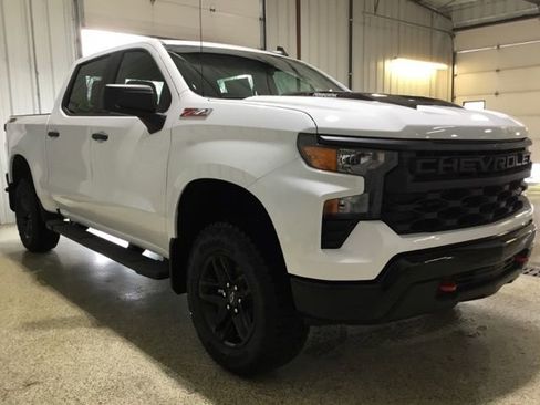 New 2026 Chevrolet Silverado 1500 Custom Trail Boss AWD/4WD image 5