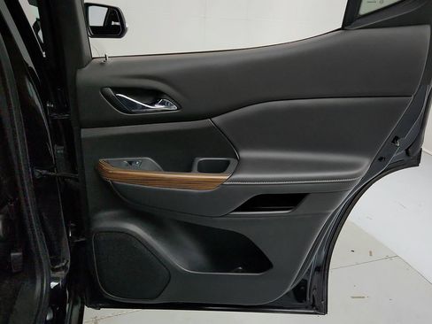 Certified 2021 GMC Acadia SLE w/ Driver Convenience Package FWD image 26