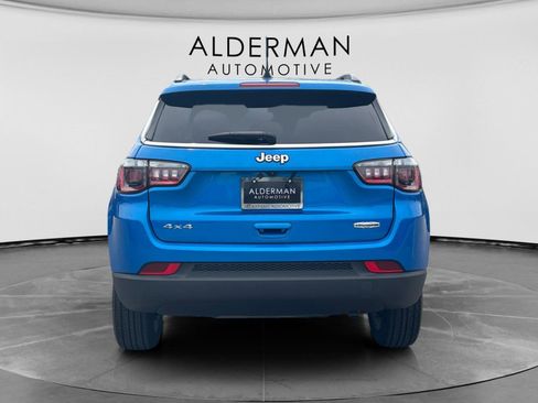 Used 2022 Jeep Compass Latitude AWD/4WD image 4