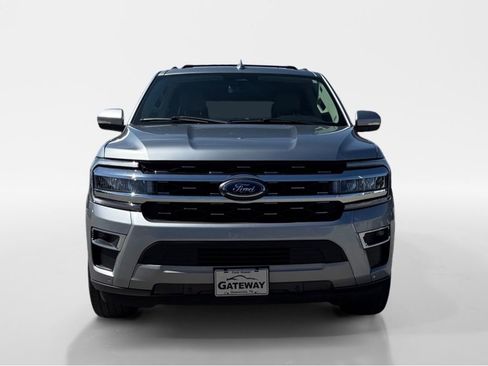 Used 2024 Ford Expedition Limited image 9