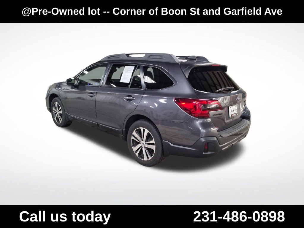 Used 2018 Subaru Outback 2.5i Limited AWD/4WD image 3
