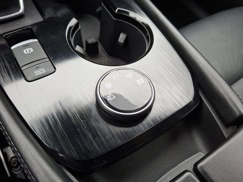 Certified 2023 Nissan Rogue SL w/ SL Premium Package image 19