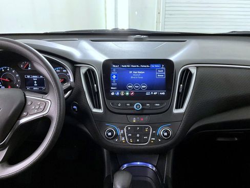 Used 2024 Chevrolet Malibu LT image 12