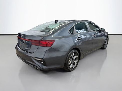 Used 2020 Kia Forte LXS FWD image 9