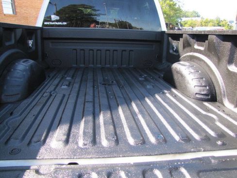 Used 2018 Ford F250 XLT image 32