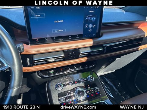 Certified 2023 Lincoln Nautilus Reserve w/ Equipment Group 201A AWD/4WD image 17
