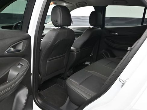 Used 2025 Buick Encore GX Preferred image 15