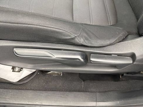 Used 2020 Honda CR-V LX image 18