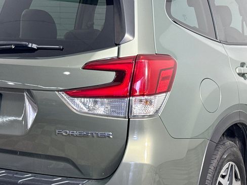Used 2020 Subaru Forester Premium AWD/4WD image 34