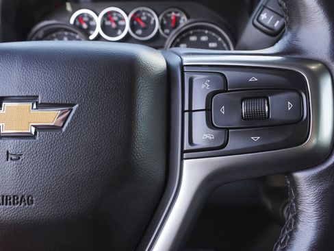 Used 2021 Chevrolet Silverado 1500 LT image 20