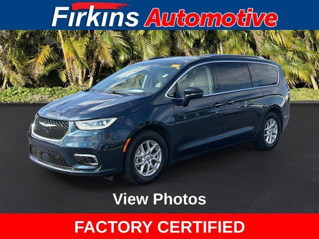 Used 2021 Chrysler Pacifica Touring-L w/ Premium & Safety Sphere Group FWD image 1