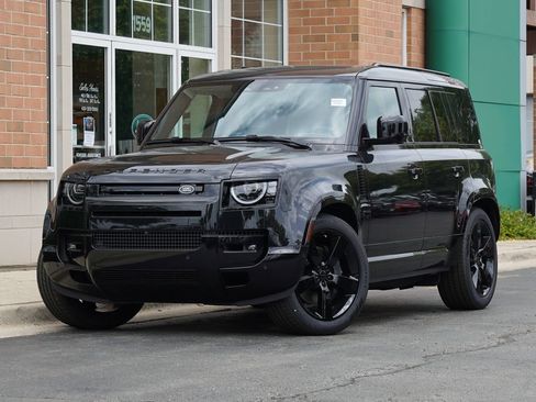Used 2026 Land Rover Defender 110 X-Dynamic SE AWD/4WD image 1