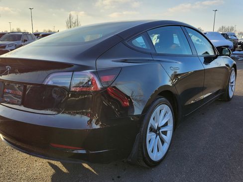 Used 2022 Tesla Model 3 image 17